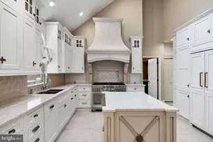 2 Shingle Oak Dr, Voorhees, NJ 08043 - Photo 11