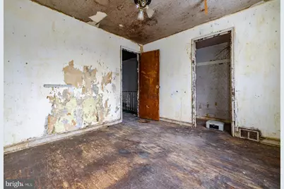 1010 Kenwood Avenue, Camden, NJ 08103 - Photo 9