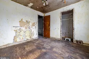 1010 Kenwood Ave, Camden, NJ 08103 - Photo 9