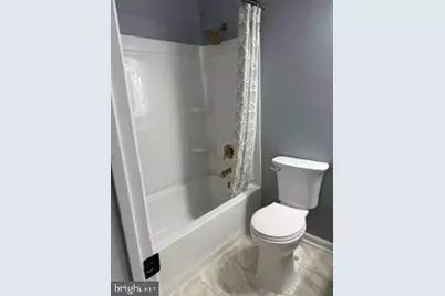 79 E Edin Shire Rd Road NE, Sicklerville, NJ 08081 - Photo 11