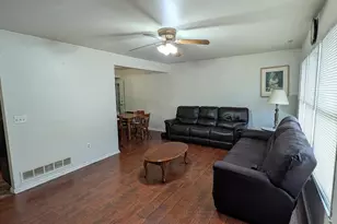 60 Farmhouse Rd, Sicklerville, NJ 08081 - Photo 3