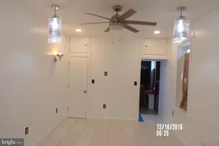 806 Princeton Ave, Camden, NJ 08103 - Photo 11