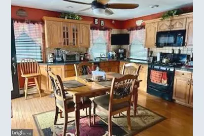 512 N Brown Street, Gloucester City, NJ 08030 - Photo 9