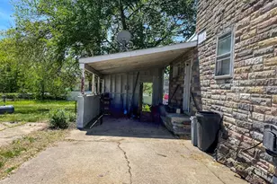 1018 W Browning Rd, Bellmawr, NJ 08031 - Photo 9