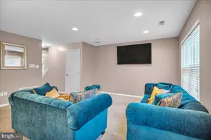 1 Meadowood Ln, Sicklerville, NJ 08081 - Photo 5