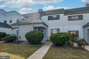 56 Dover Dr, Lindenwold, NJ 08021 - Photo 1