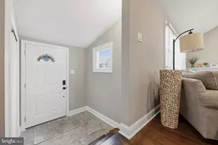 121 Weather Vane Dr, Cherry Hill, NJ 08002 - Photo 3