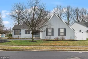 18 Embassy Ct, Cherry Hill, NJ 08002 - Photo 3