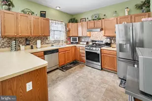 325 Ashland Ave, Lawnside, NJ 08045 - Photo 9