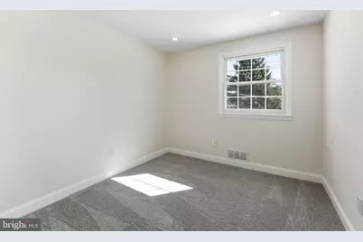 16 Saratoga Road, Stratford, NJ 08084 - Photo 15