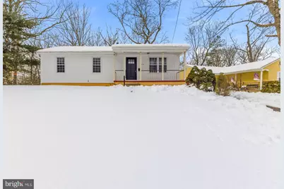 16 E Woodburn Avenue, Pine Hill, NJ 08021 - Photo 1