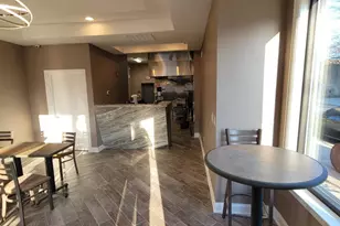 1050 S 4th St, Camden, NJ 08102 - Photo 5