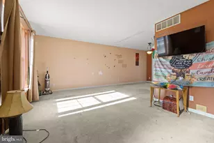 18 Rosalind Cir, Sicklerville, NJ 08081 - Photo 11