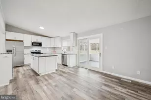 53 Primrose Dr, Sicklerville, NJ 08081 - Photo 9