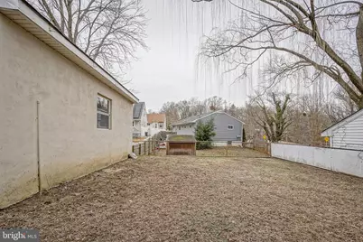 65 E Maple Avenue, Bellmawr, NJ 08031 - Photo 33