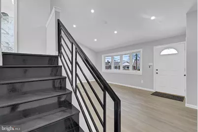 1068 Lake Shore, Camden, NJ 08104 - Photo 7