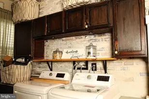 370 N 34th St, Camden, NJ 08105 - Photo 9