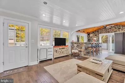33 Railroad Avenue, Bellmawr, NJ 08031 - Photo 13