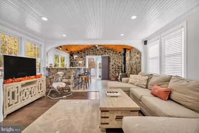 33 Railroad Avenue, Bellmawr, NJ 08031 - Photo 11