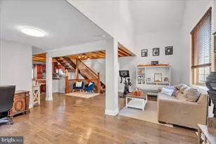 33 Railroad Ave, Bellmawr, NJ 08031 - Photo 5