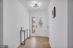 20 Parkhill Ln, Sicklerville, NJ 08081 - Photo 3