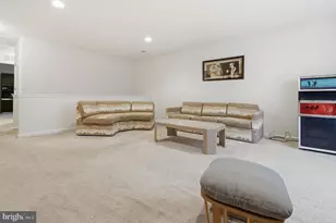 28 Gainsboro Dr, Berlin, NJ 08091 - Photo 15