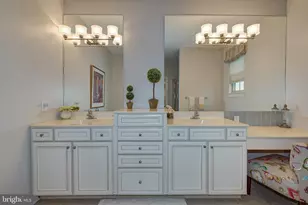 20 Genova Dr, Berlin, NJ 08091 - Photo 27