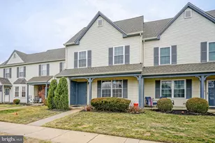 285 Knoll Dr, Gloucester Township, NJ 08012 - Photo 1