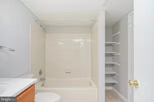 285 Knoll Dr, Gloucester Township, NJ 08012 - Photo 17