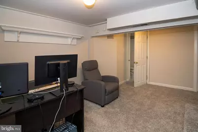 211 Chestnut Street, Gloucester Township, NJ 08029 - Photo 21