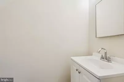 827 E Elm Avenue, Lindenwold, NJ 08021 - Photo 13