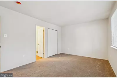 827 E Elm Avenue, Lindenwold, NJ 08021 - Photo 15