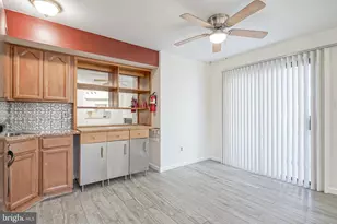 1605 Waldon Ct, Sicklerville, NJ 08081 - Photo 9