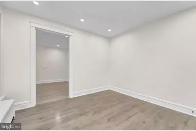 830 N 32nd Street, Camden, NJ 08105 - Photo 5