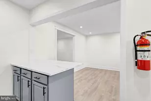 830 N 32nd St, Camden, NJ 08105 - Photo 11