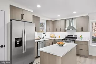 110 William Feather Dr, Voorhees, NJ 08043 - Photo 5