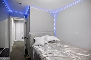 817 Tulip St, Camden, NJ 08104 - Photo 9