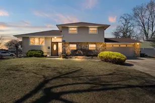 27 Randy Rd, Gloucester Township, NJ 08029 - Photo 1