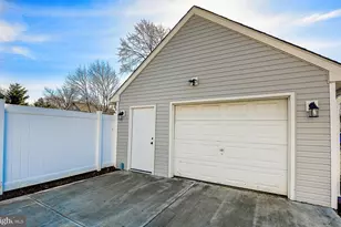 304 E Clements Bridge Rd, Runnemede, NJ 08078 - Photo 27