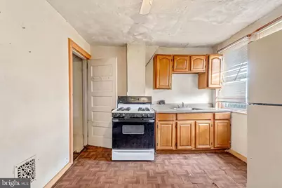 1070 Niagara Road, Camden, NJ 08104 - Photo 9