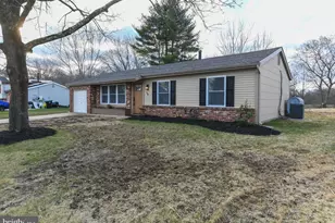 10 Ivy Ln, Sicklerville, NJ 08081 - Photo 3