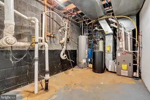 1080 Pederson Blvd, Waterford Township, NJ 08004 - Photo 29