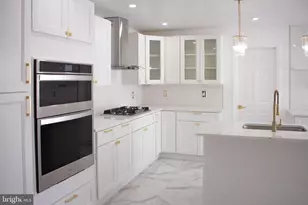 124 Warwick Rd, Lawnside, NJ 08045 - Photo 9