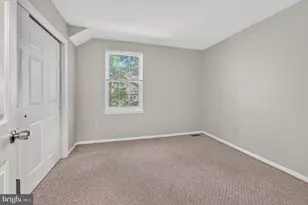 8 Battery Hill Dr, Voorhees, NJ 08043 - Photo 17