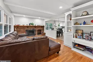 8 Battery Hill Dr, Voorhees, NJ 08043 - Photo 11