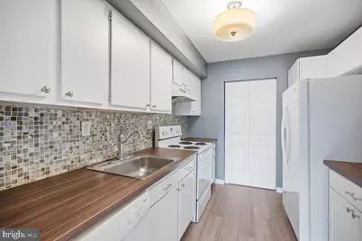 804 Timber Creek, Lindenwold, NJ 08021 - Photo 1