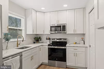 225 Pennsylvania Avenue, Clementon, NJ 08021 - Photo 9