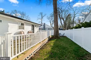 225 Pennsylvania Ave, Clementon, NJ 08021 - Photo 23