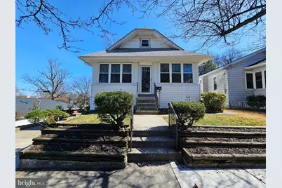 138 E Wayne Terrace, Collingswood, NJ 08108 - Photo 1