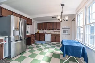 105 Deerfield Dr, Cherry Hill, NJ 08034 - Photo 15